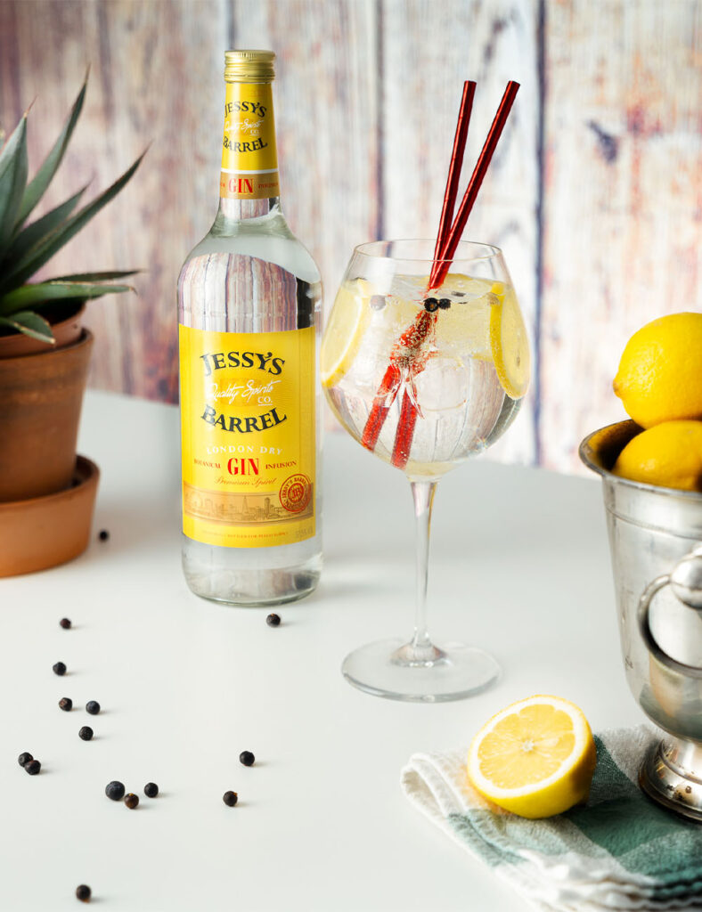 Gin Tonic Cocktail - Jessy's Barrel